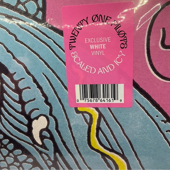Twenty One Pilots - Scaled and Icy Exclusive Limited White Colored Vinyl LP - Picture 3 of 3